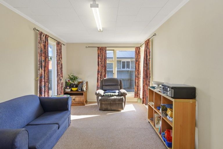 Photo of property in 112 Amyes Road, Hornby, Christchurch, 8042