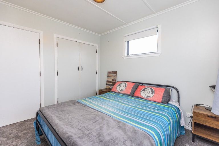 Photo of property in 74 Matai Street, Castlecliff, Whanganui, 4501
