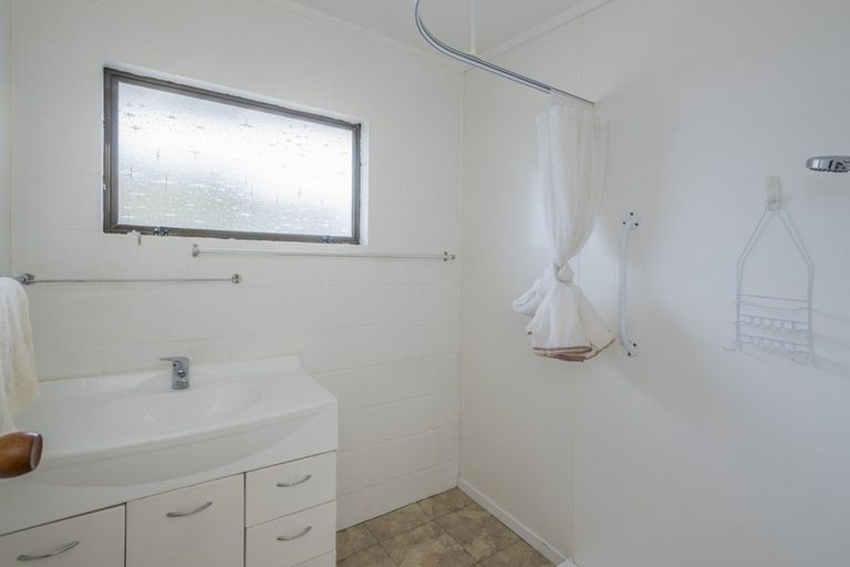 Photo of property in 38c Te Rauparaha Street, Otaki, 5512