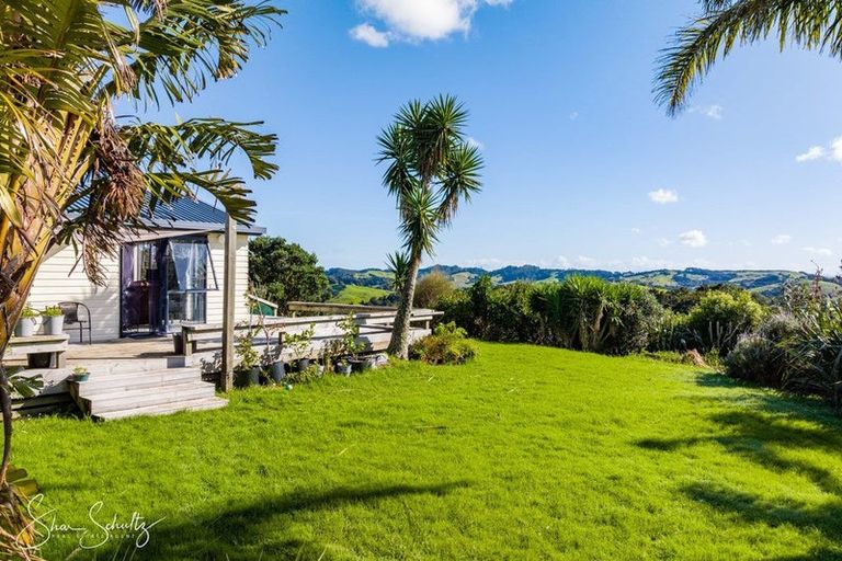 Photo of property in 104 Wearmouth Road, Paparoa, 0571