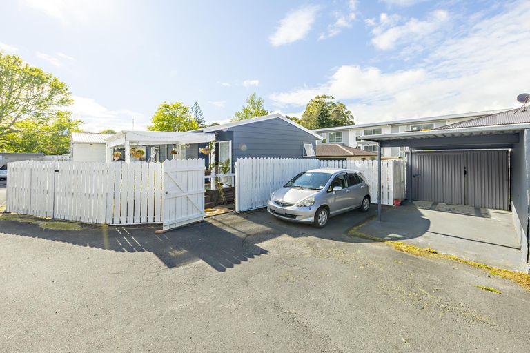 Photo of property in 3/34 Great South Road, Manurewa, Auckland, 2102