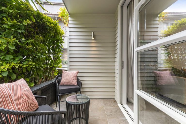 Photo of property in 96b Anzac Street, Takapuna, Auckland, 0622