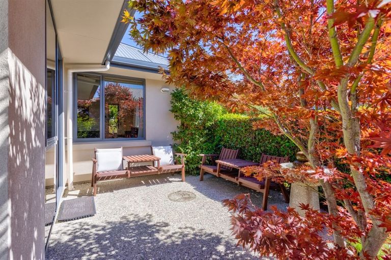 Photo of property in 72 Meadowstone Drive, Wanaka, 9305