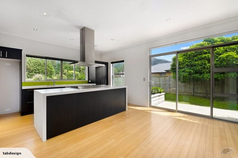 Photo of property in 26 Little Maude Drive, Lake Hawea, Wanaka, 9382