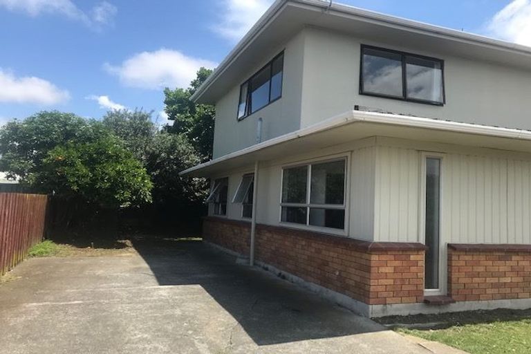 Photo of property in 2/20 Bowling Road, Greenmeadows, Napier, 4112