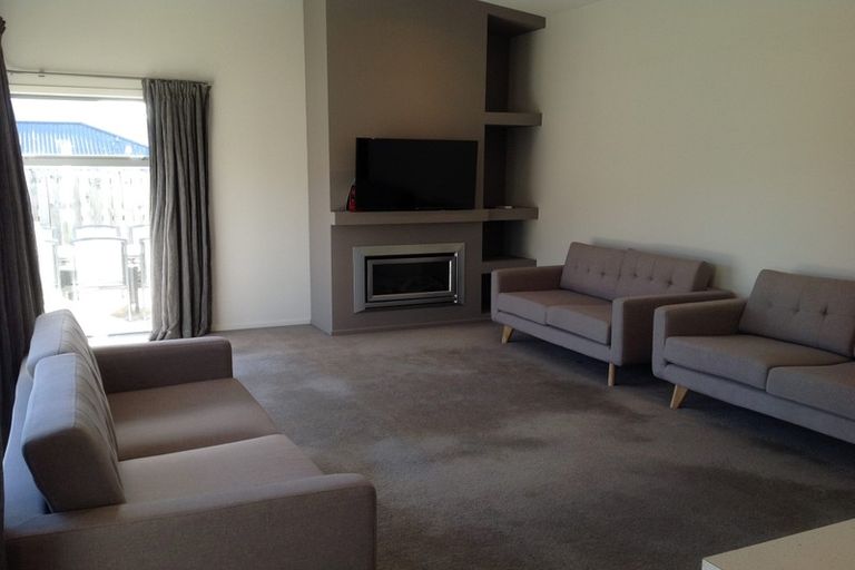 Photo of property in 44 Sherwin Avenue, Albert Town, Wanaka, 9305