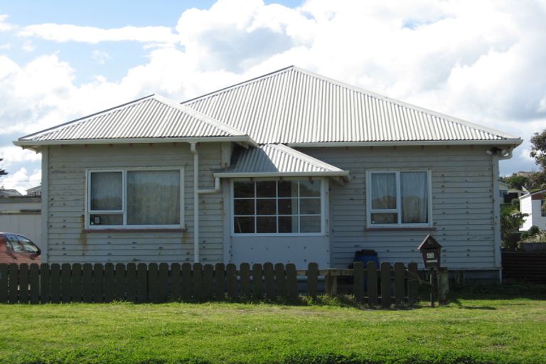 Photo of property in 45 Seafront Road, Castlecliff, Whanganui, 4501