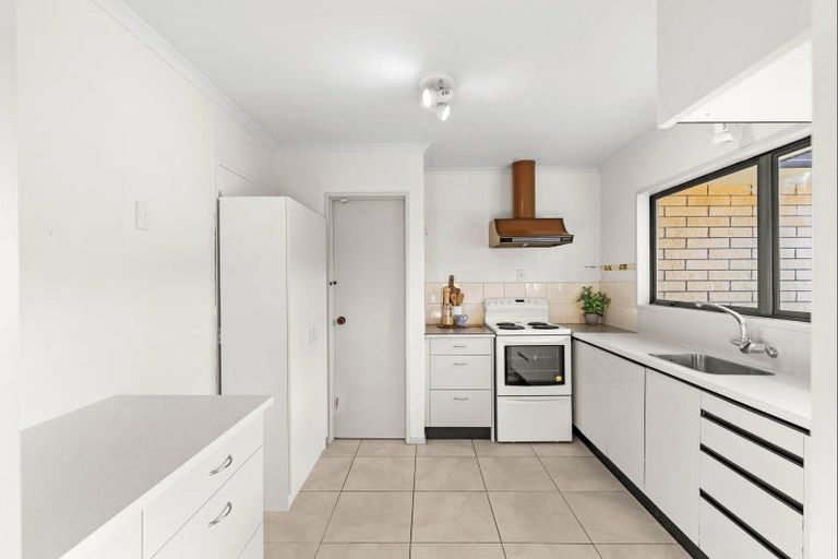 Photo of property in 31 Akaroa Avenue, Awapuni, Palmerston North, 4412