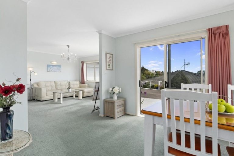 Photo of property in 10 Bayvista Close, Welcome Bay, Tauranga, 3112