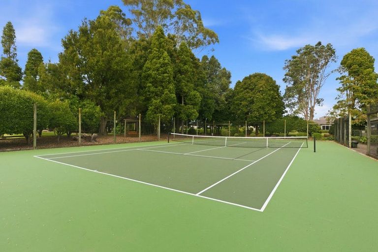 Photo of property in 48 Contour Avenue, Pyes Pa, Tauranga, 3112