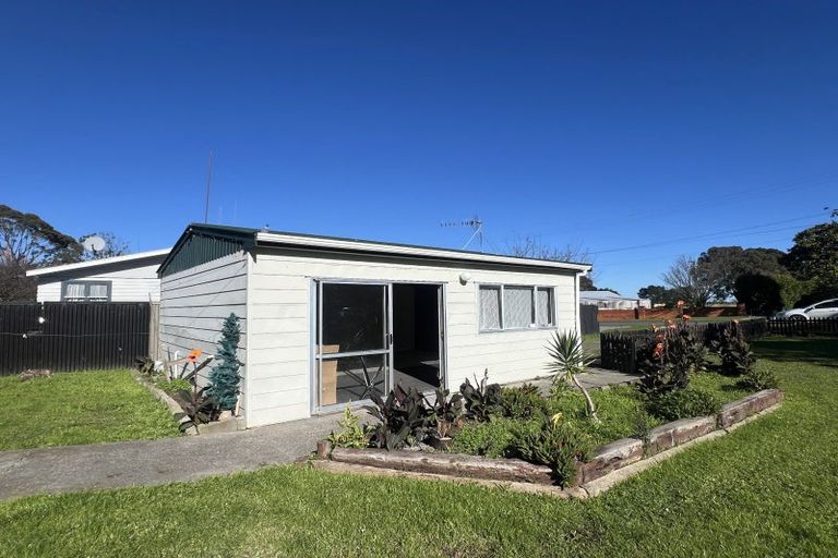 Photo of property in 19 Vera Street, Marton, 4710