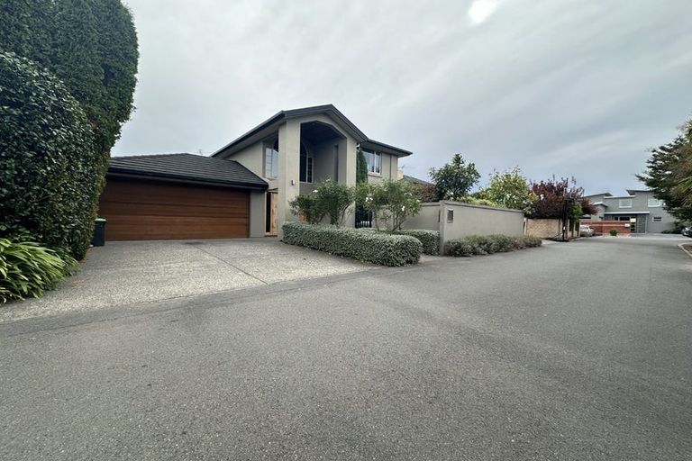 Photo of property in 25 Stableford Green, Burnside, Christchurch, 8053