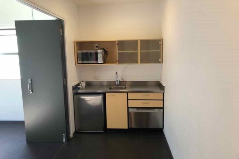 Photo of property in 48 Hanson Grove, Stokes Valley, Lower Hutt, 5019