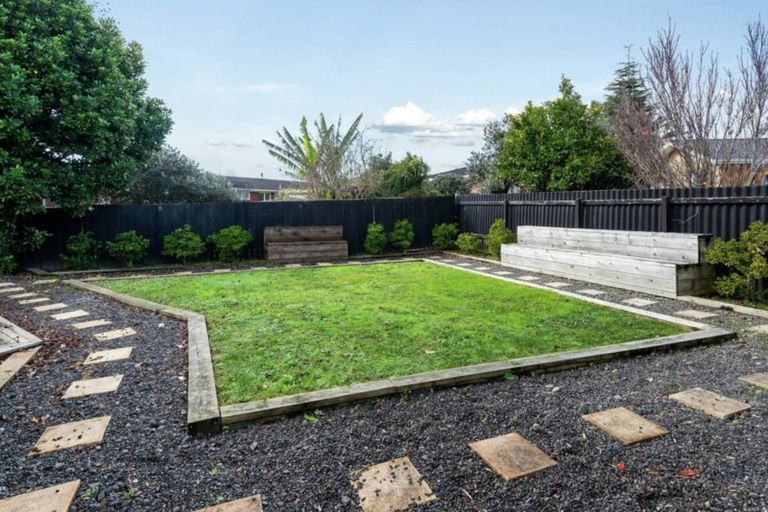 Photo of property in 9 Angelo Avenue, Howick, Auckland, 2014