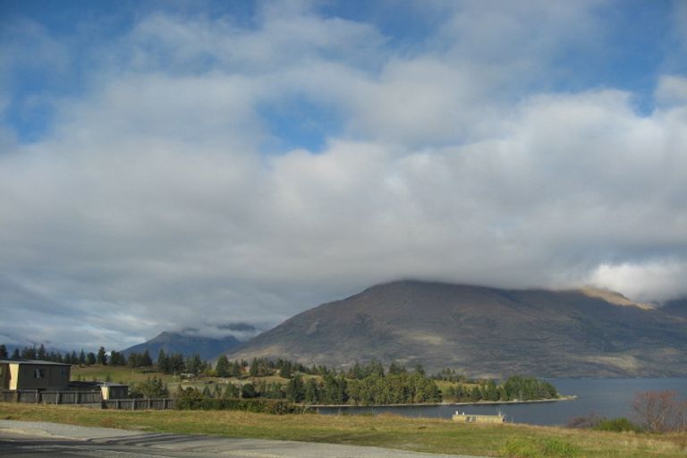 Photo of property in 65 Frankton Road, Queenstown, 9300