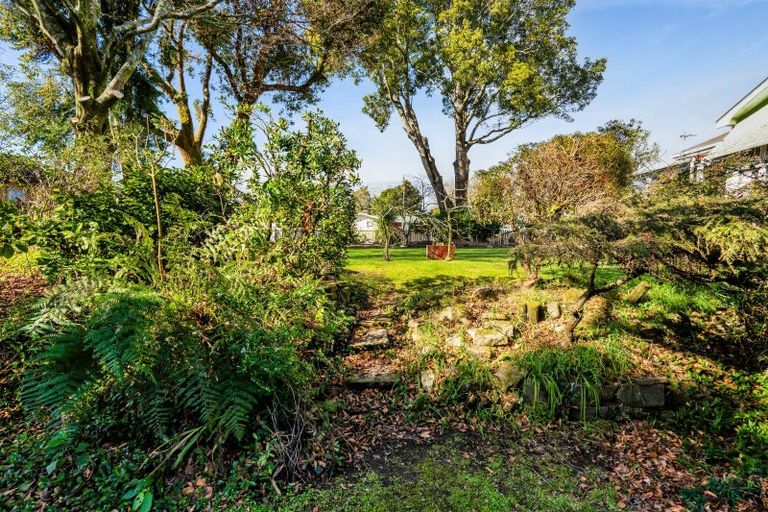 Photo of property in 10 Miro Street, Inglewood, 4330