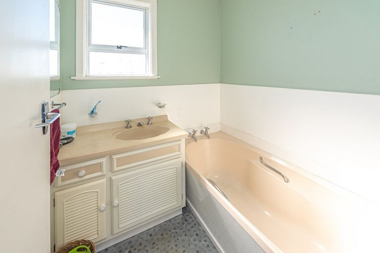 Photo of property in 40 Kowhai Street, Castlecliff, Whanganui, 4501