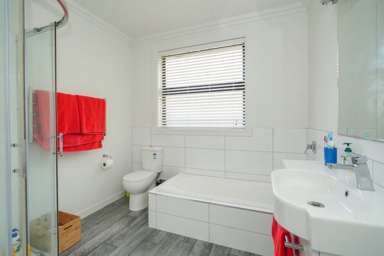 Photo of property in 4 Lees Street, Gladstone, Invercargill, 9810