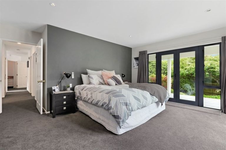 Photo of property in 3a Plains View, Mount Pleasant, Christchurch, 8081