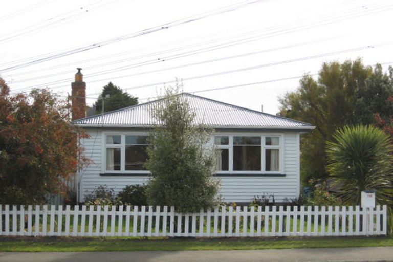Photo of property in 116 Middlepark Road, Sockburn, Christchurch, 8042