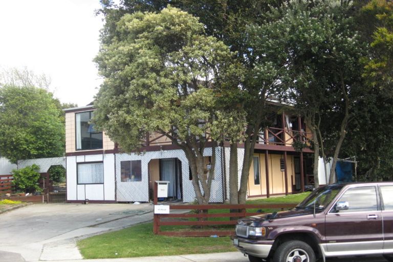 Photo of property in 110 Burundi Avenue, Clendon Park, Auckland, 2103