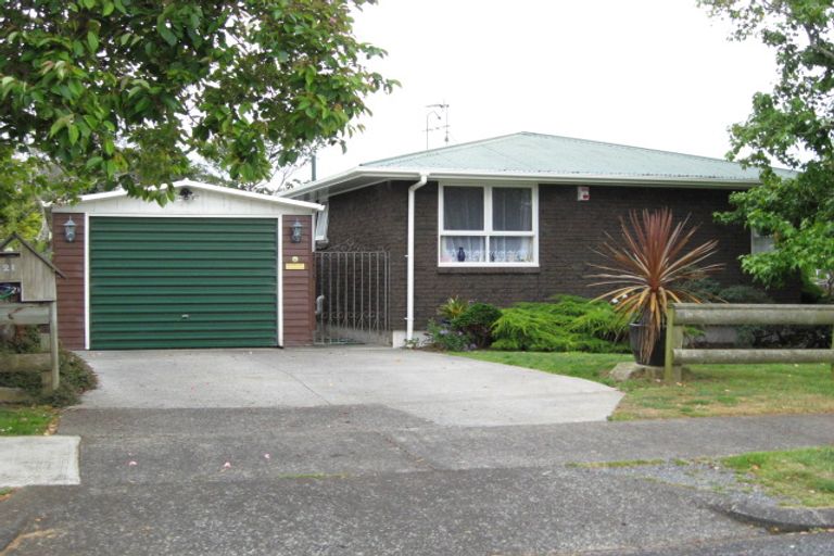 Photo of property in 21 Lindis Place, Mangere Bridge, Auckland, 2022