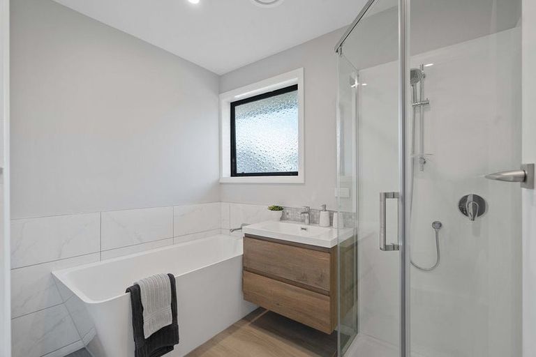 Photo of property in 13 Roswell Place, Islington, Christchurch, 8042