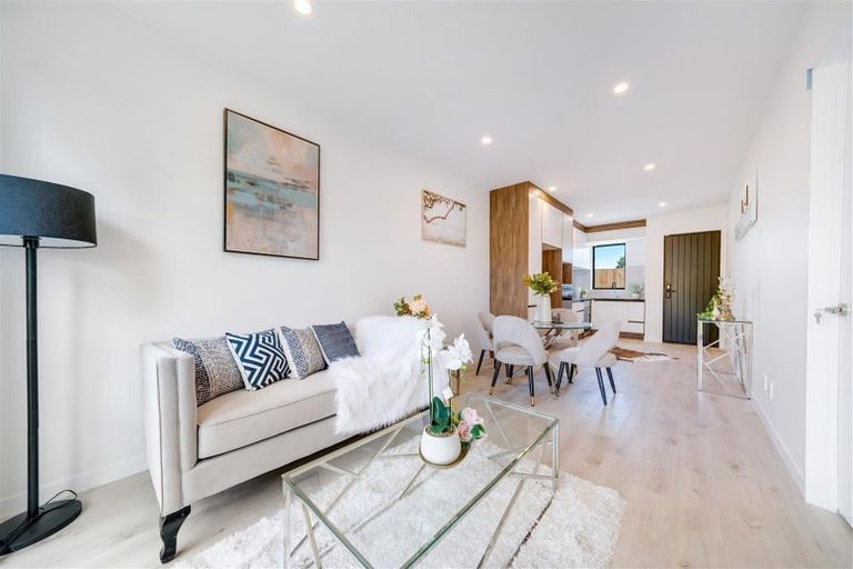 Photo of property in 9b Pukeroa Place, Papakura, 2110