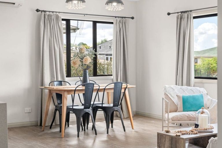 Photo of property in 1/1059 Bank Street, Te Awamutu, 3800