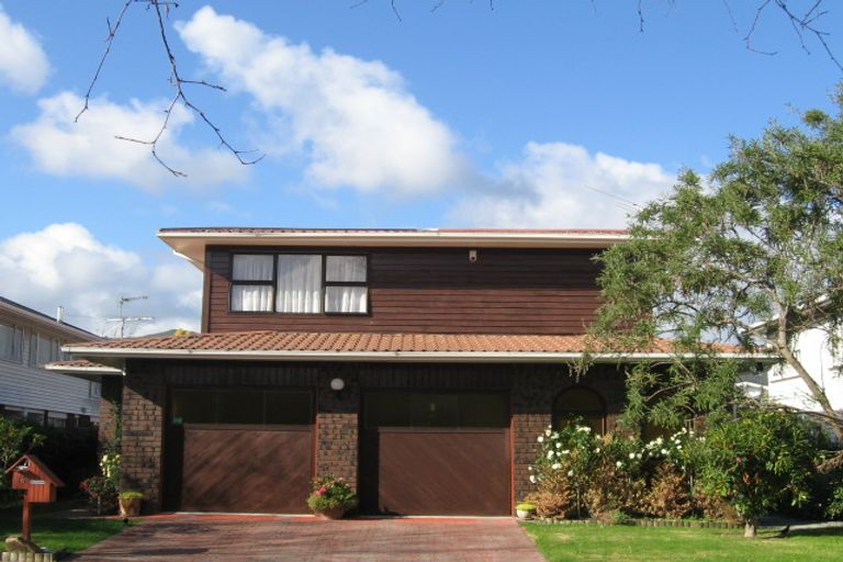 Photo of property in 16 Chesney Street, Avalon, Lower Hutt, 5011