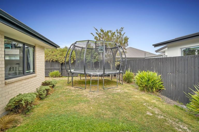 Photo of property in 3 Hineaari Street, Marshland, Christchurch, 8083