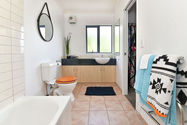 Photo of property in 63 Alverna View, Gulf Harbour, Whangaparaoa, 0930