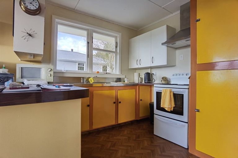 Photo of property in 19 Main Road, Harihari, 7884