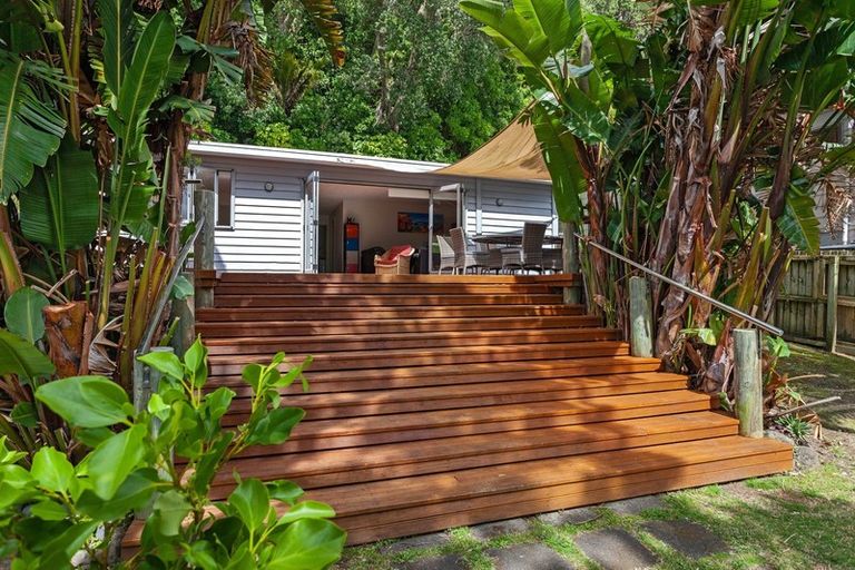 Photo of property in 142 Pohutukawa Avenue, Ohope, 3121