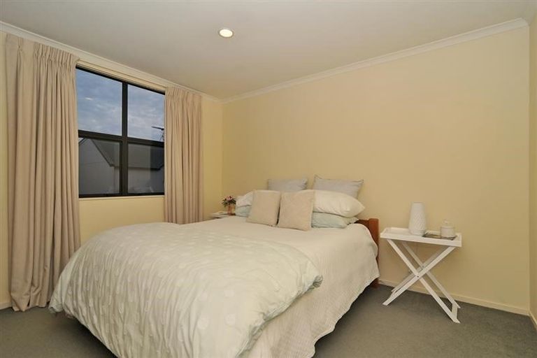 Photo of property in 85 Hill Street, Thorndon, Wellington, 6011
