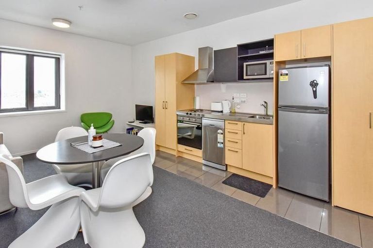 Photo of property in Twin Towers, 708/17 Putney Way, Manukau, Auckland, 2104