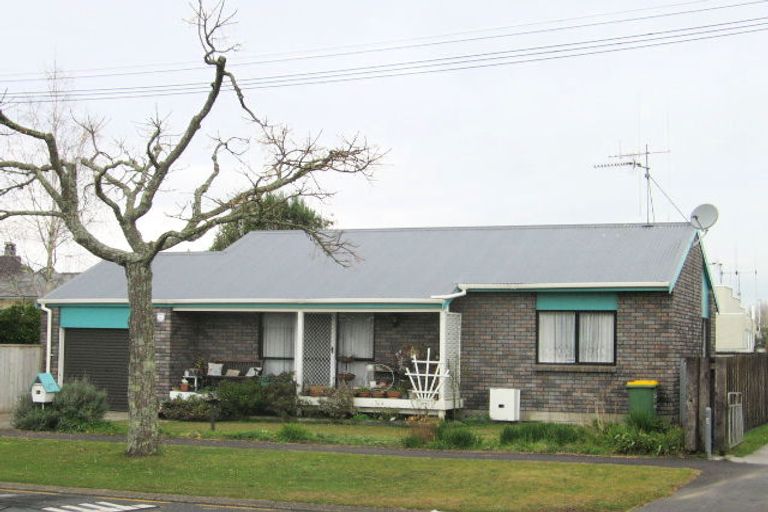 Photo of property in 9b Livingstone Avenue, Nawton, Hamilton, 3200