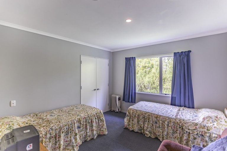 Photo of property in 104 High Street, Waipawa, 4210