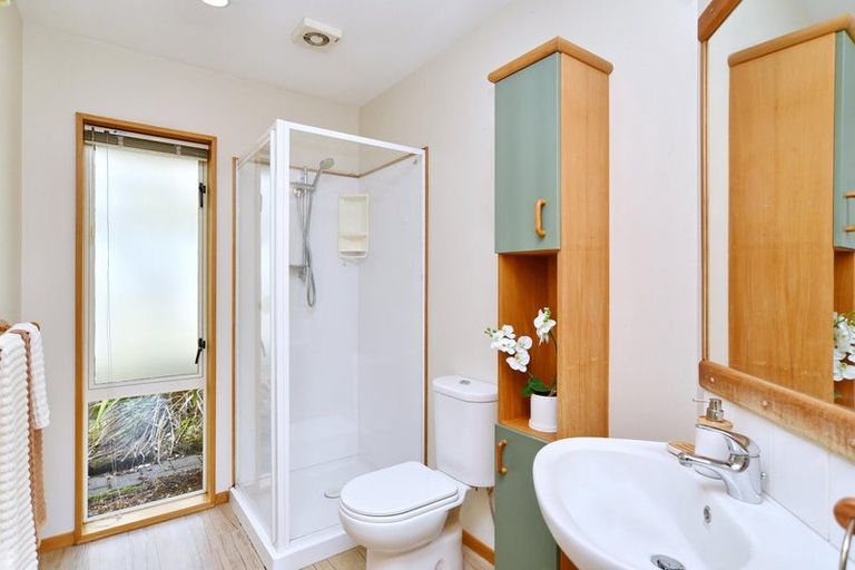 Photo of property in 44 Blue Gum Place, New Brighton, Christchurch, 8083