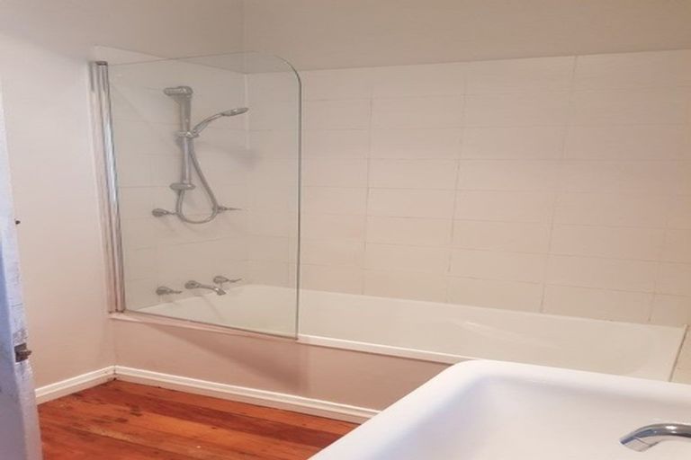 Photo of property in 114 Macmaster Street, Richmond, Invercargill, 9810