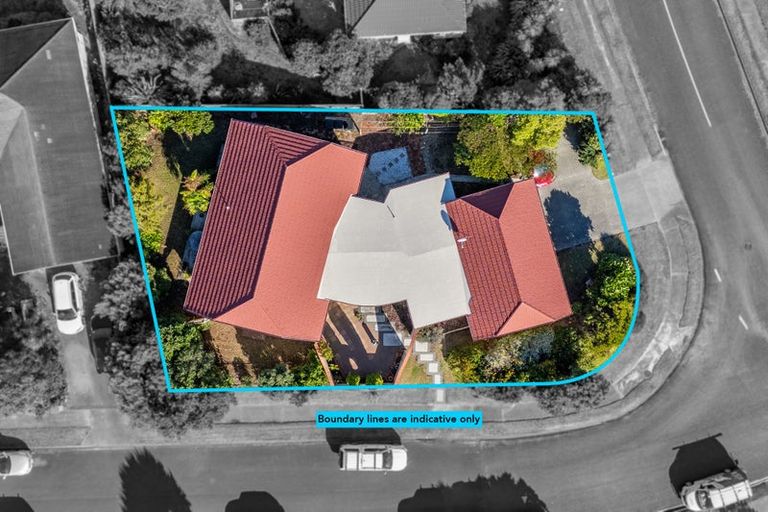 Photo of property in 2 Marewa Place, Waikanae Beach, Waikanae, 5036