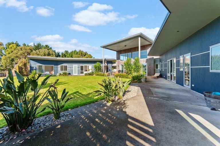 Photo of property in 68 Mcgiven Drive, Ridgewood, New Plymouth, 4371