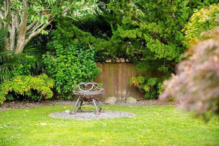 Photo of property in 49 Cairns Crescent, Rototuna, Hamilton, 3210