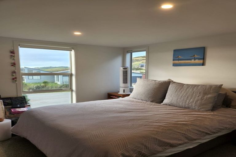 Photo of property in 78 Cedarwood Street, Woodridge, Wellington, 6037