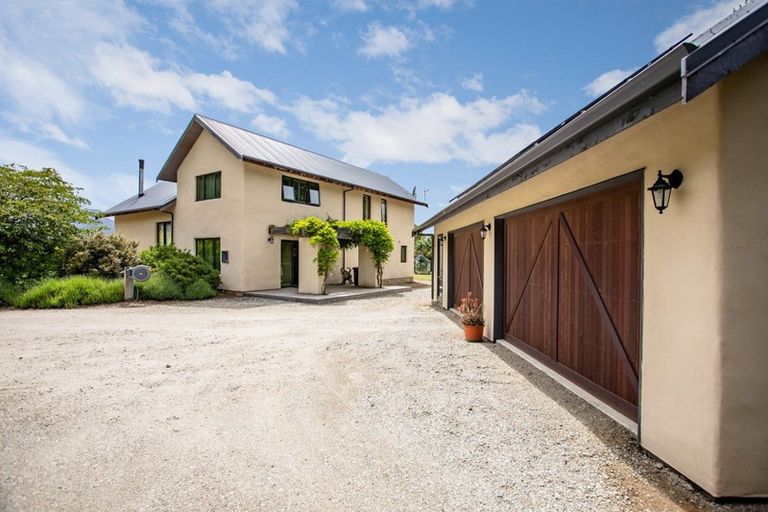 Photo of property in 33 Old Racecourse Road, Albert Town, Wanaka, 9305