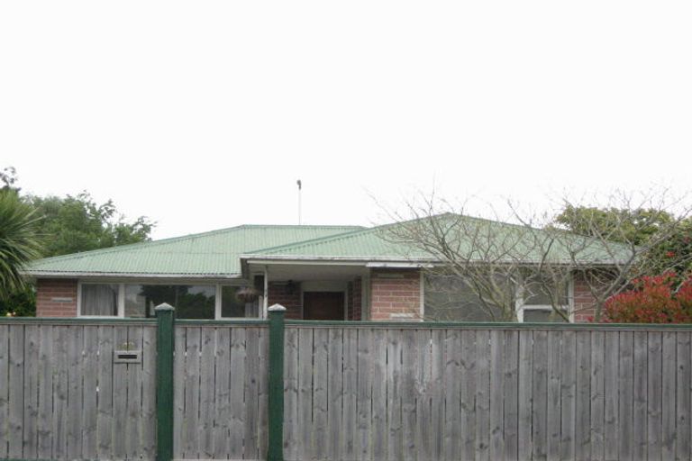 Photo of property in 142 Grimseys Road, Redwood, Christchurch, 8051