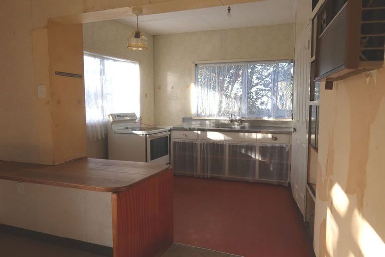 Photo of property in 19 Graham Street, Te Kopuru, 0391