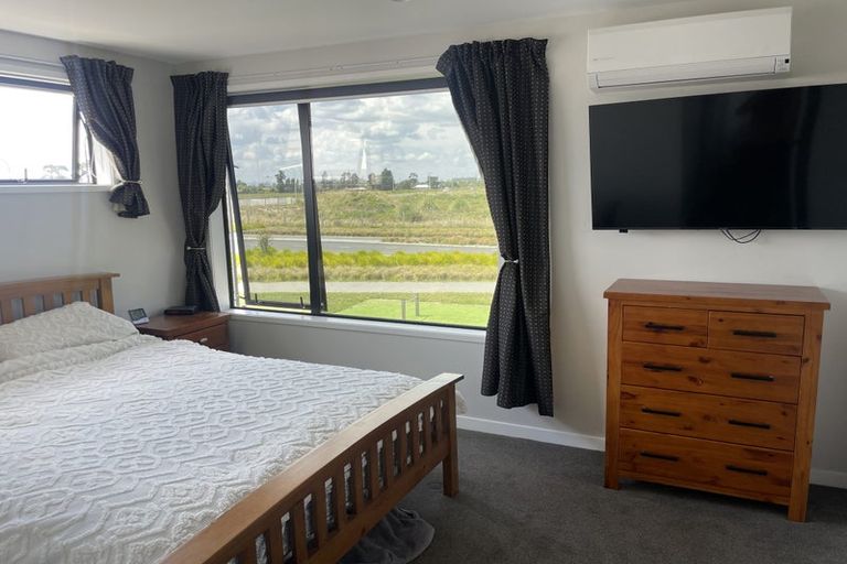 Photo of property in 15 Keys Street, Elderslea, Upper Hutt, 5018