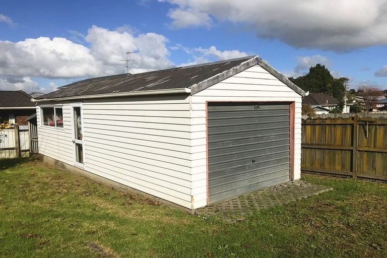 Photo of property in 31 Settlement Road, Papakura, 2110