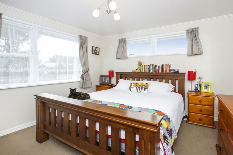 Photo of property in 29 Cobham Crescent, Kelston, Auckland, 0602